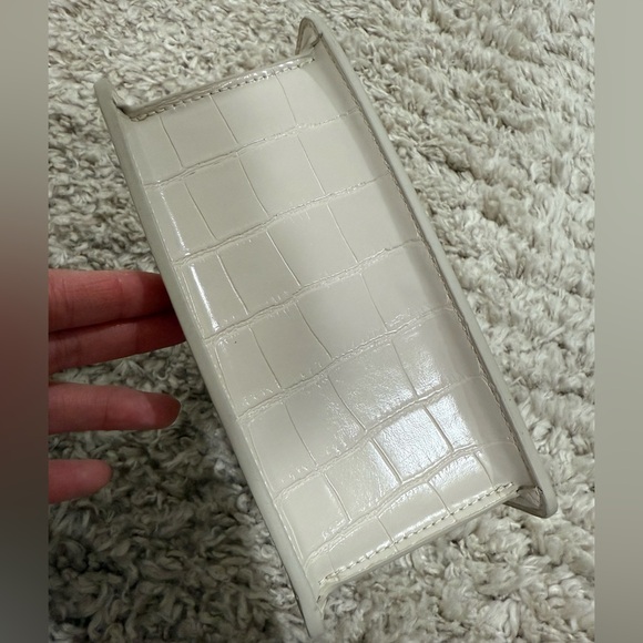 JW PEI FAE TOP HANDLE CROSSBODY - IVORY CROC - Picture 6 of 16